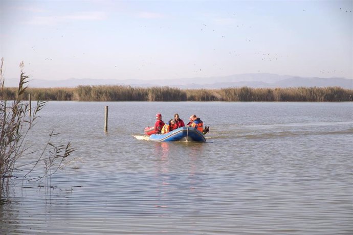 La Fundación Reddingshonden RHWW, organización holandesa sin ánimo de lucro con más de 35 años de trayectoria en búsqueda y rescate de personas, ha desplegado un contingente de 20 voluntarios en Valencia tras la dana.