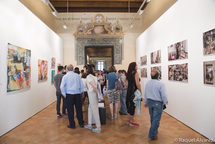 Archivo - Una de las salas del espacio cultural Santa Clara 