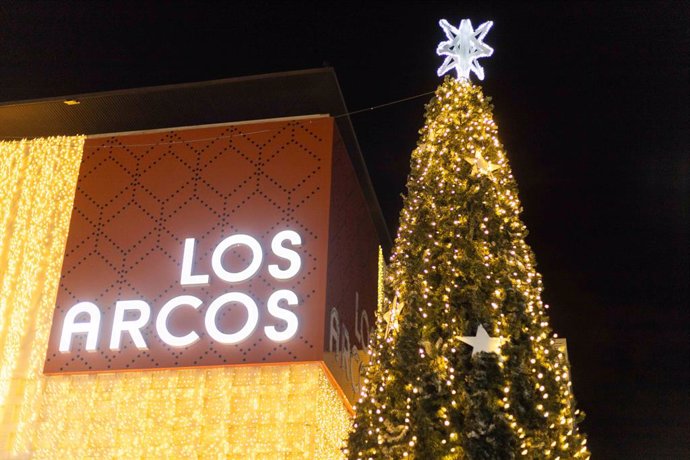 Los Arcos inaugura la Navidad este viernes con el encendido de luces, un espectáculo familiar y una charanga.