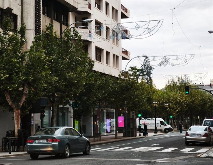 Archivo - Luces de Navidad en Logroño