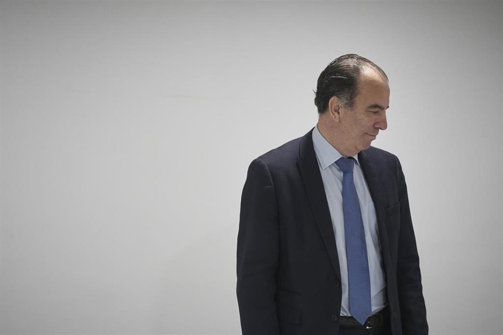 Archivo - El concejal del PPN en Pamplona Carlos García Adanero.