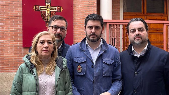 El portavoz de VOX en las Cortes de Aragón, Alejandro Nolasco, ha visitado Barbastro.