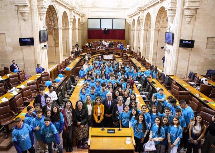 Más de 120 niños participan en el Pleno Infantil de Unicef con propuestas para "garantizar derechos y ser escuchados"