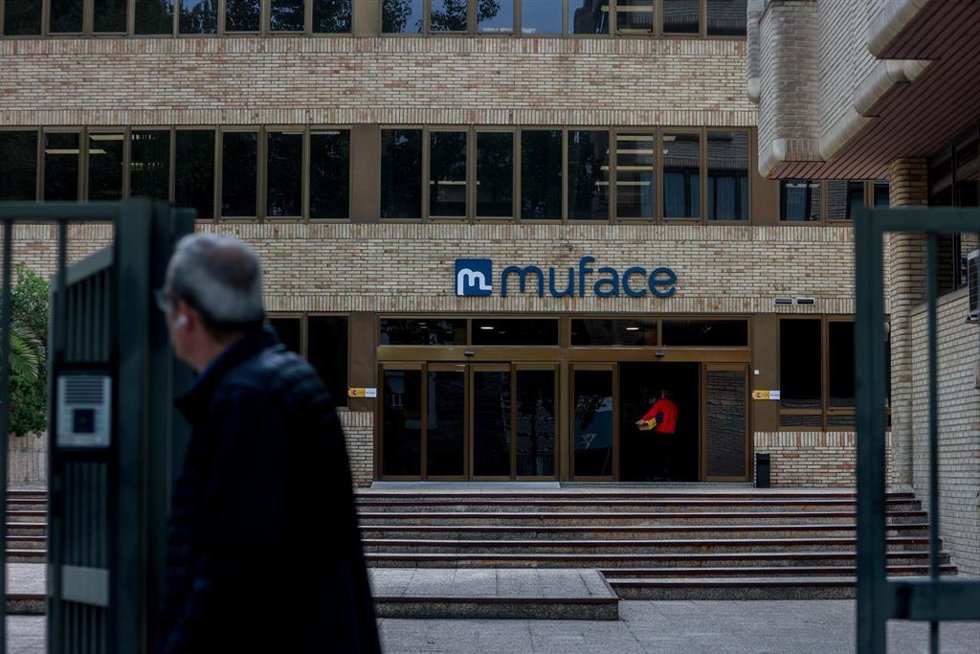 Archivo - Fachada de un edificio de Muface. 