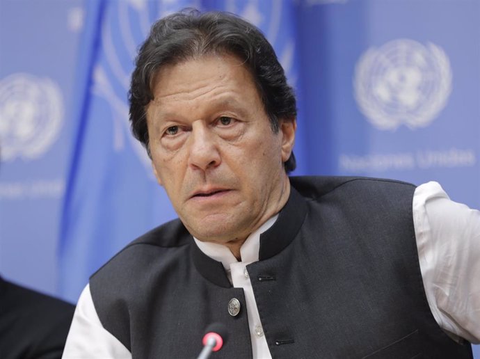 Archivo - El ex primer ministro de Pakistán Imran Jan