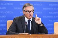 Vox: "No vamos a entrar en una guerra entre PP y PSOE por ver cuál es más corrupto"