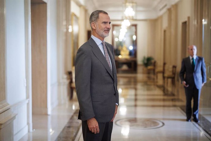 Archivo - El Rey Felipe VI recibe en audiencia a una representación de los participantes en el ‘Spain Startup, South Summit 2023’, en el Palacio de la Zarzuela, a 8 de junio de 2023, en Madrid (España).