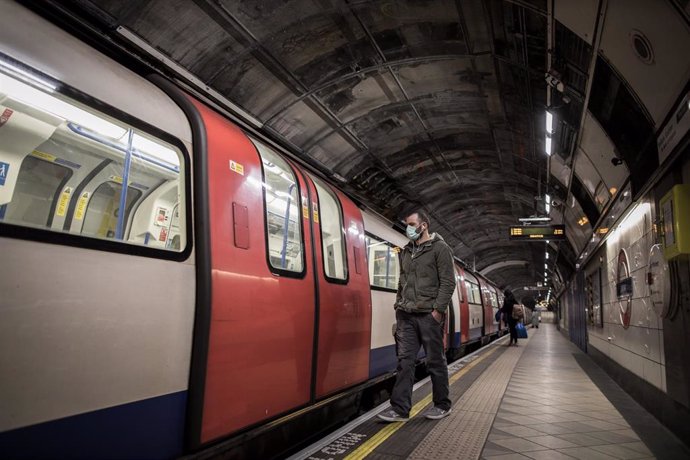 Archivo - Metro de Londres.