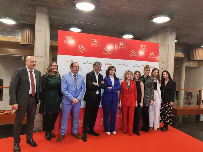 Toni Nadal (cuarto por la izda) en la gala del 125 aniversario de la Cámara de Comercio de Soria