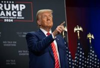 Texas ofrece a Trump terreno para construir centros de deportación de migrantes cerca de la frontera