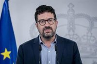 Trabajo denuncia que CEOE está haciendo "un cálculo político con la jornada para no dar oxígeno al Gobierno"