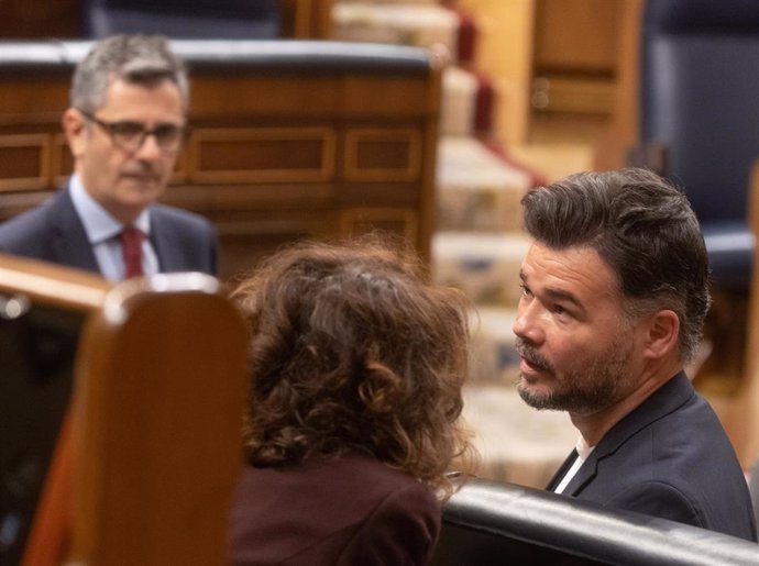 El portavoz de ERC en el Congreso, Gabriel Rufián, durante una sesión de control al Gobierno, a 20 de noviembre de 2024, en Madrid (España). 