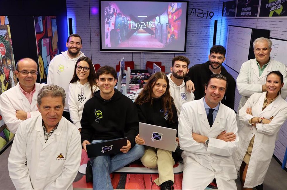 Imágenes de los jóvenes participantes en la segunda edición del programa de innovación Business Tech LAB