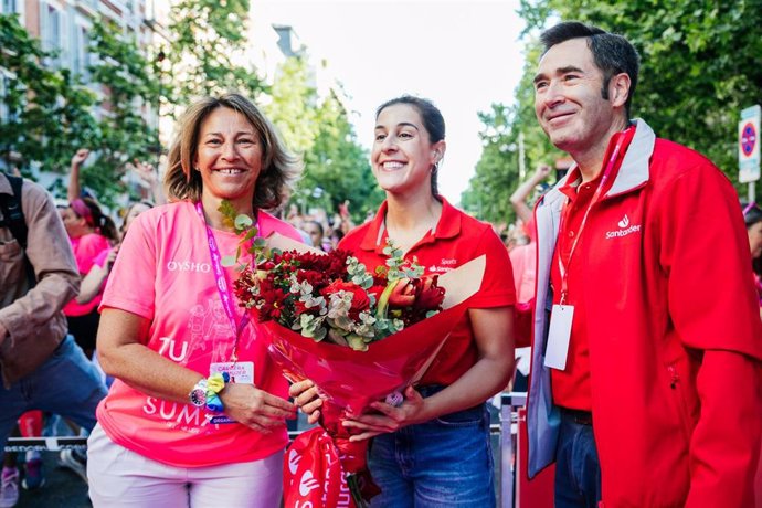 Archivo - La onubense Carolina Marín se une este domingo a la Carrera de la Mujer en Sevilla.