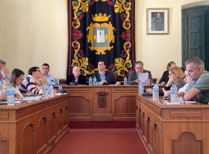 Pleno extraordinario del Ayuntamiento de Níjar (Almería).