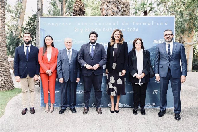 Imagen de las autoridades en la inauguración del Congreso Internacional de Termalismo 'Archena tu Paraíso: 2.500 años de Salud y Bienestar'