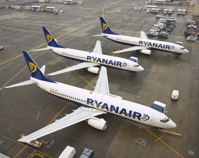 Archivo - Aviones de Ryanair