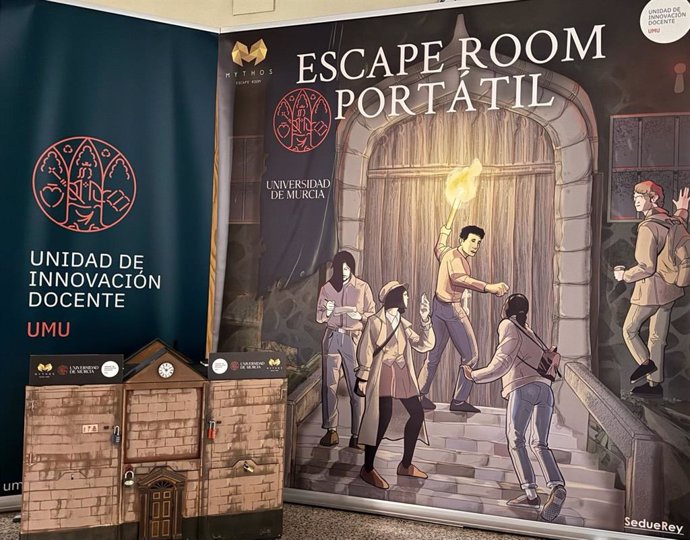 Cartel del escape room' portátil presentado por la Unidad de Innovación de la UMU