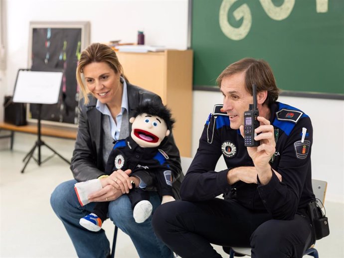 El 'agente' Güito se une la Unidad del Menor de la Policía Municipal de Pozuelo para promover la educación en valores