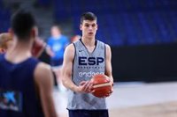 Pradilla: "Si competimos como hemos entrenado esta semana, será más fácil ante Eslovaquia"