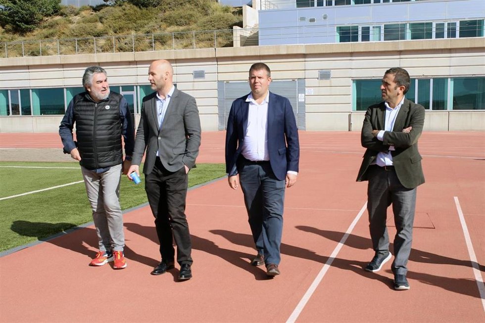 El presidente del CSD, José Manuel Rodríguez Uribes, ha supervisado las obras de modernización del CAR de Sierra Nevada.