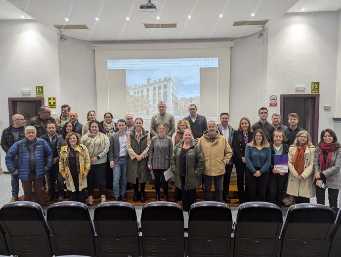 La Delegación del Gobierno refuerza la colaboración con los municipios en digitalización y violencia de género