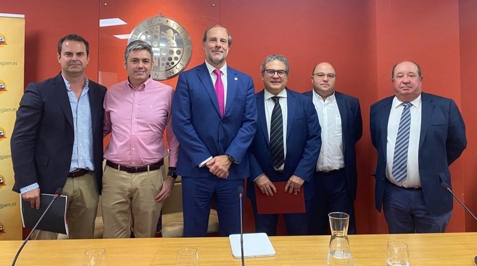 Archivo - Presentación de a Cátedra Universitaria de Derecho Agroalimentario y del Dominio Público en octubre de 2023.