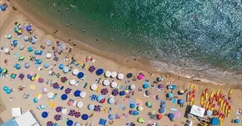 Verano histórico en España: Cifras récord de turistas, gasto y pernoctaciones hoteleras