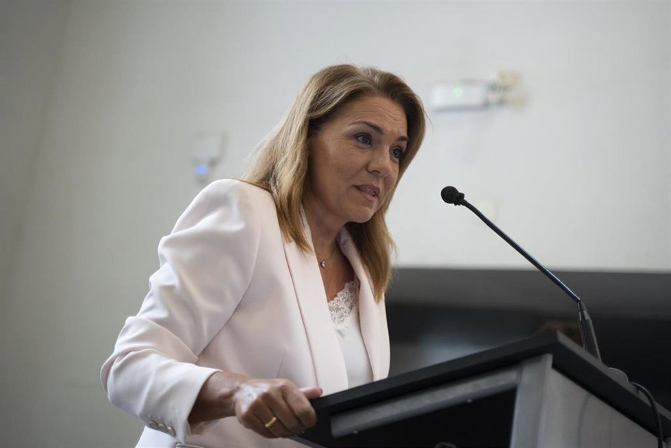 Archivo - La nueva vicepresidenta segunda y consellera de Servicios Sociales, Igualdad y Vivienda de la Generalitat, Susana Camarero, interviene tras el traspaso de cartera, en el Palacio de Pineda, a 20 de julio de 2023, en Valencia, Comunidad Valencia