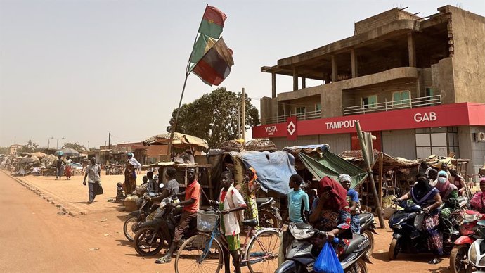 Archivo - Una calle de Uagadugú, capital de Burkina Faso