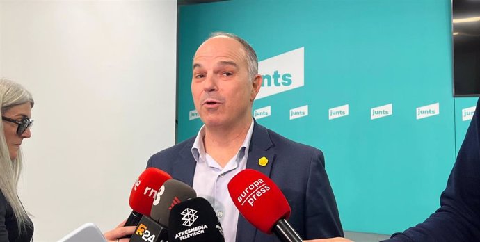 El secretario general de Junts, Jordi Turull, en declaraciones a la prensa