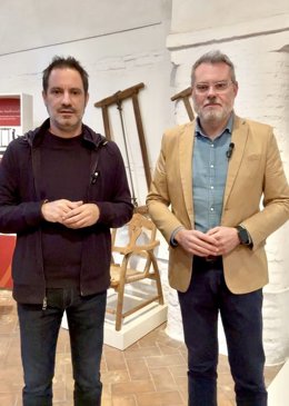 El parlamentario andaluz del PP de Córdoba Javier Vacas con el alcalde de Castro del Río, Julio Criado.