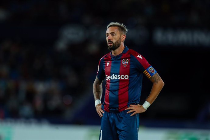 Archivo - Jose Luis Morales of Levante UD looks on during the Santander League match between Levante UD and RC Celta de Vigo at the Ciutat de Valencia Stadium on September 21, 2021, in Valencia, Spain.