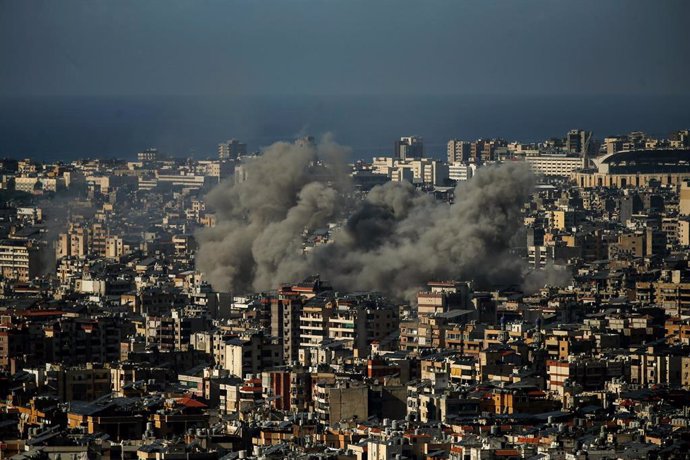 Archivo.- Bombardeos del Ejército israelí en Beirut, Líbano.