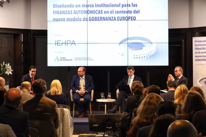 Jornada organizada por el Instituto de Estudios sobre la Hacienda Pública de Andalucía (Iehpa) acerca del nuevo modelo de gobernanza europeo.