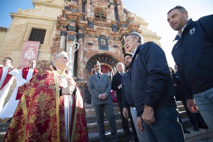 El presidente del Partido Popular, Alberto Nuñez Feijoo, visita Caravaca de la Cruz, donde asiste al acto liturgico en la Basilica de la Vera Cruz, con motivo del Año Jubilar.