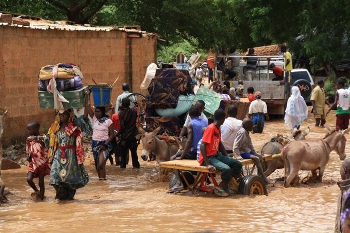 Archivo - Imagen de archivo de las inundaciones en Níger