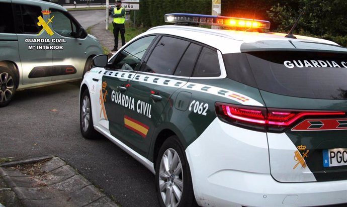 Archivo - Coche de la Guardia Civil, en una imagen de archivo.