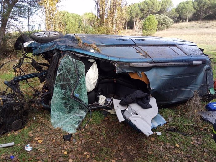 Estado del vehículo tras el accidente en Íscar (Valladolid)