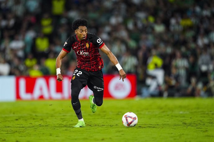 Archivo - Johan Mojica of RCD Mallorca in action during the Spanish league, La Liga EA Sports, football match played between Real Betis and RCD Mallorca at Benito Villamarin stadium on September 23, 2024, in Sevilla, Spain.