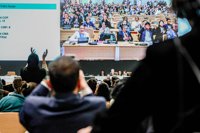 La COP29 logra en la prórroga un acuerdo final con 290.000 millones al año en financiación a países en desarrollo