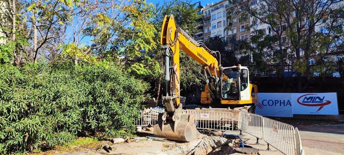 Obras en el río Huerva a su paso por Zaragoza. 