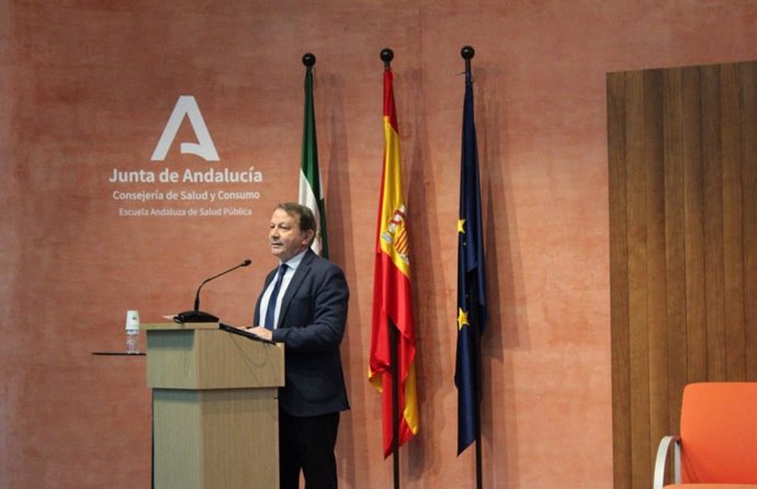 Coordinador Estrategia de Bioética del SSPA, J.M. Domínguez.