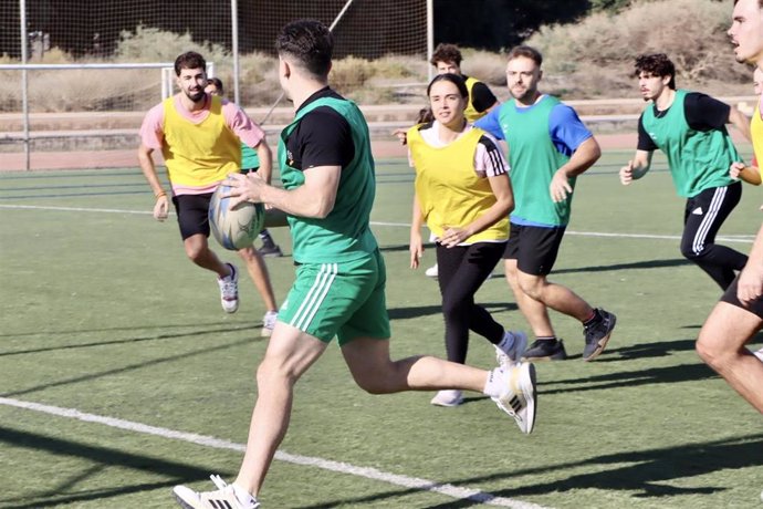 La Universidad de Almería (UAL) ha llevado a cabo 'Educar a través del rugby inclusivo',