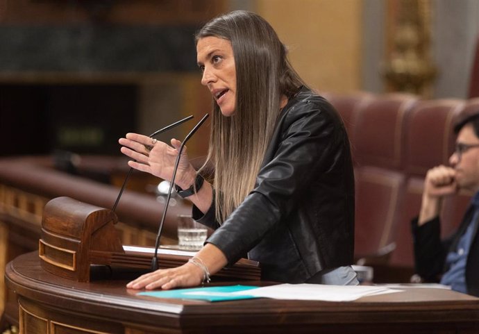 Archivo - La portavoz de Junts en el Congreso, Miriam Nogueras, interviene durante una sesión plenaria en el Congreso de los Diputados, a 4 de julio de 2024, en Madrid (España)