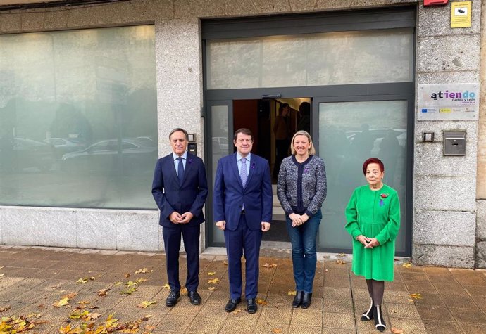 Fernández Mañueco en la inauguración de las instalaciones del Centro de Atención a Víctimas de Agresiones Sexuales 'Atiendo' de Salamanca