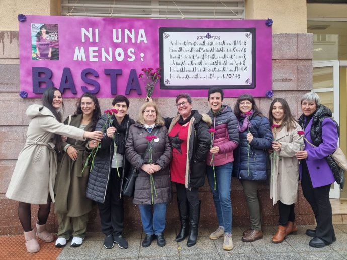 Lectura pública  del Manifiesto 25N elaborado por UGT con motivo de la conmemoración del Día Internacional para la Eliminación de la Violencia contra la Mujer