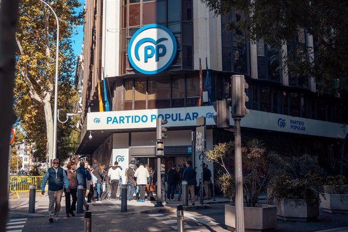 Archivo - Fachada de la sede del Partido Popular, a 13 de octubre de 2024, en Madrid (España). Ayer, 12 de octubre, el presidente del Partido Popular, Alberto Núñez Feijóo.