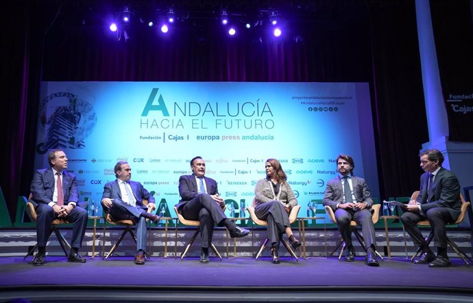 Participantes en el Panel de Innovación de la cuarta edición de las jornadas 'Andalucía hacia el futuro' organizadas por Europa Press en Sevilla.