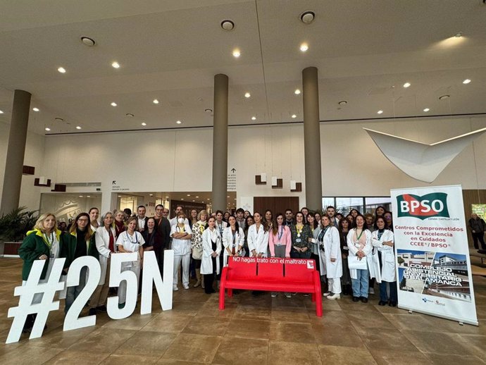 Día contra la violencia de género en el Complejo Asistencial Universitario de Salamanca.